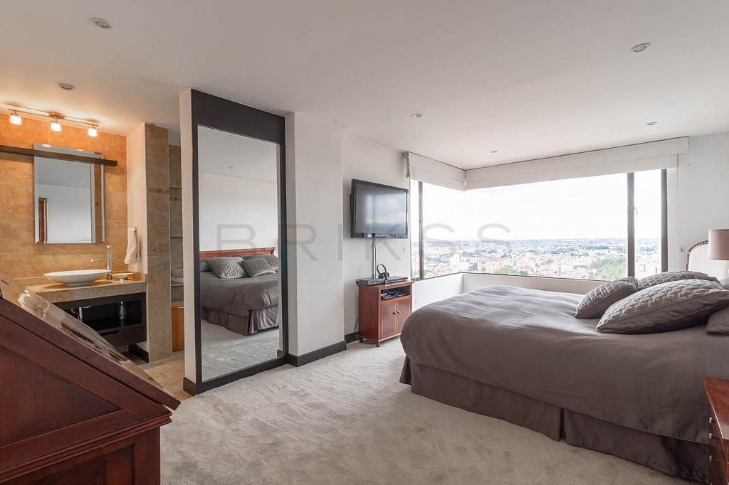Apartamento en venta en El Refugio, Bogotá · foto 11 de 17