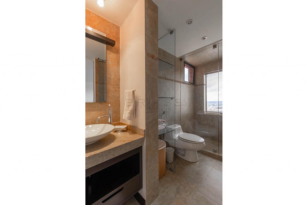 Apartamento en venta en El Refugio, Bogotá · foto 13 de 17