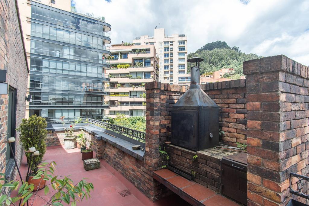 Apartamento en venta en Los Rosales, Bogotá · foto 7 de 24