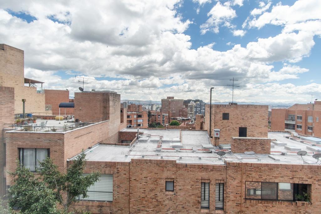 Apartamento en venta en Los Rosales, Bogotá · foto 18 de 24
