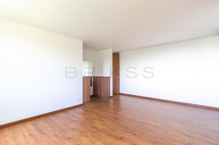 Casa de 4 alcobas en venta en Montana, Sopó, 260 m² · foto 8 de 24