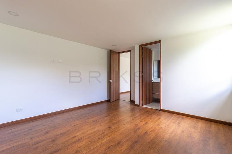 Casa de 4 alcobas en venta en Montana, Sopó, 260 m² · foto 10 de 24