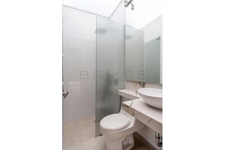 Apartamento en venta en Los Rosales, Bogotá · foto 16 de 17