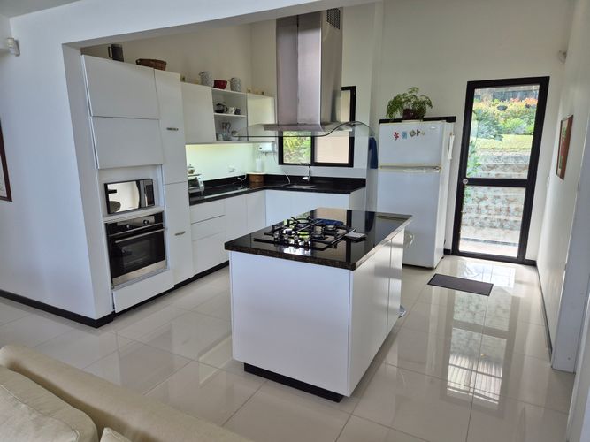 Casa de 3 alcobas en venta en San Antonio, Armenia, 1300 m² · foto 6 de 22
