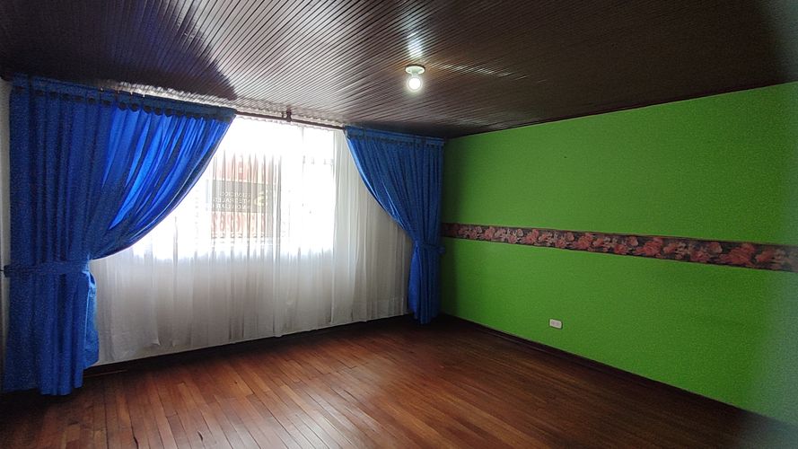 Casa de 6 alcobas en venta en Centro Historico, Chía, 161 m² · foto 5 de 11