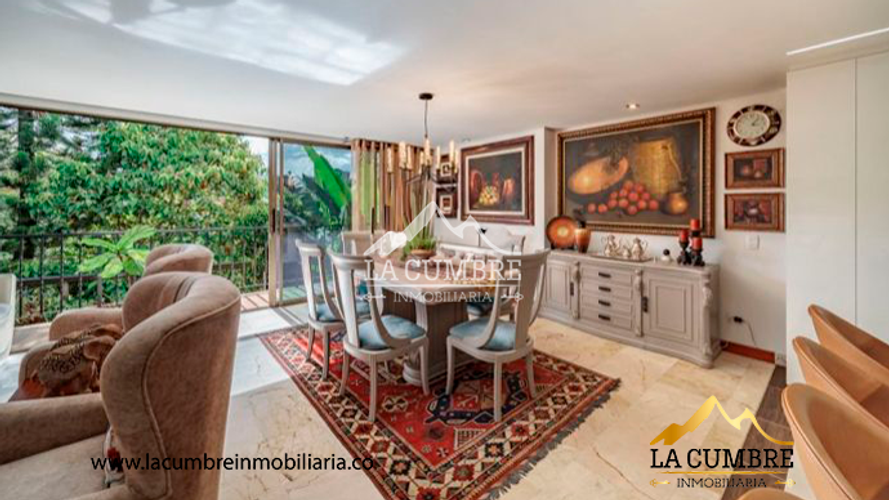 Casa de 3 alcobas en venta en Cumbres, Envigado, 300 m² · foto 2 de 21