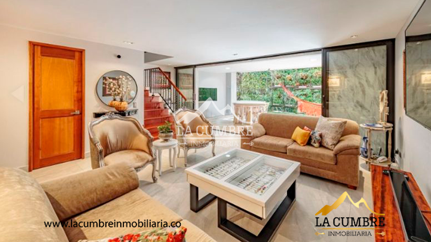 Casa de 3 alcobas en venta en Cumbres, Envigado, 300 m² · foto 9 de 21