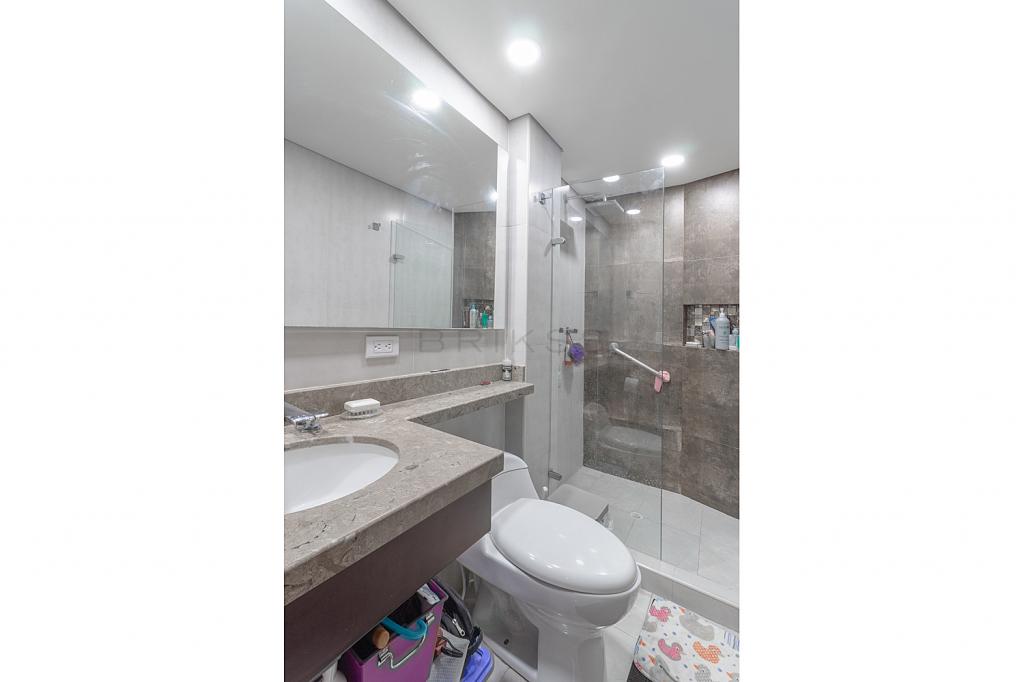 Apartamento en venta en Santa Ana Oriental, Bogotá · foto 16 de 19