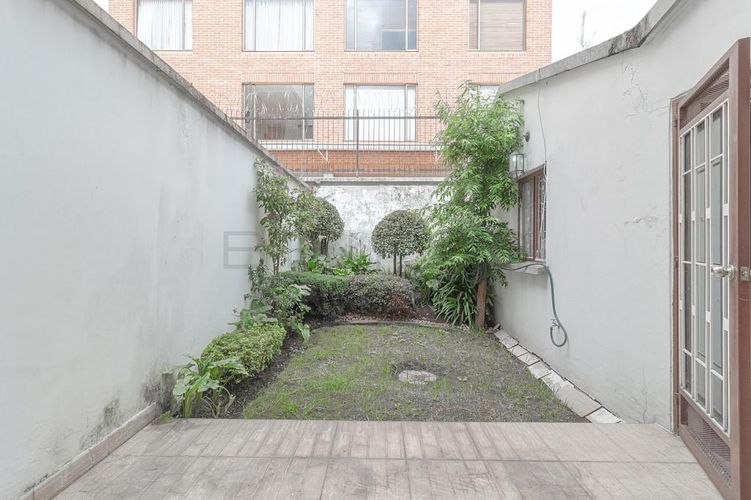 Casa de 4 alcobas en venta en Chicó Alto, Bogotá, 1600 m² · foto 6 de 20