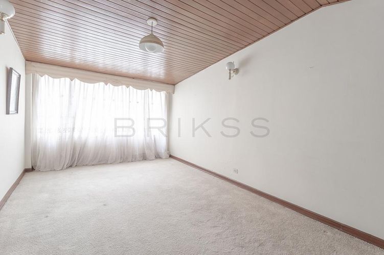 Casa de 4 alcobas en venta en Chicó Alto, Bogotá, 1600 m² · foto 18 de 20