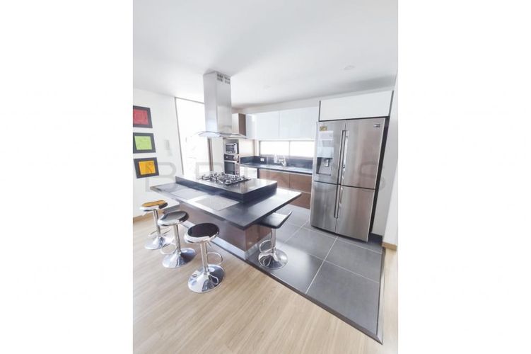 Casa de 4 alcobas en venta en Siberia, Cota, 195 m² · foto 6 de 24