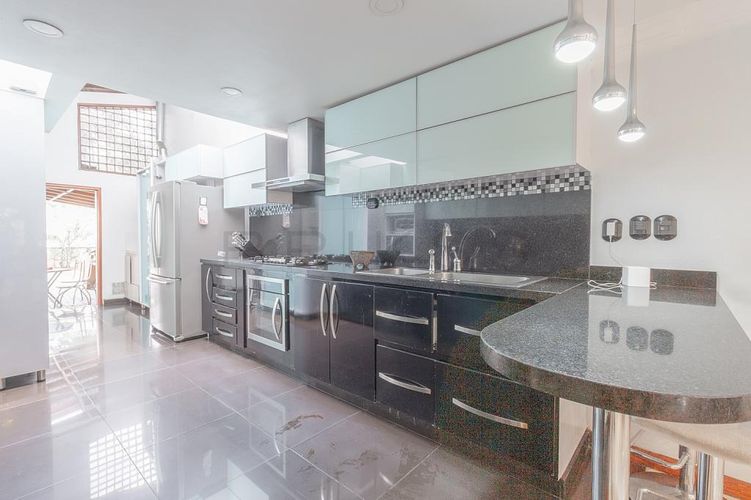 Casa de 4 alcobas en venta en Sotileza, Bogotá, 265 m² · foto 4 de 24