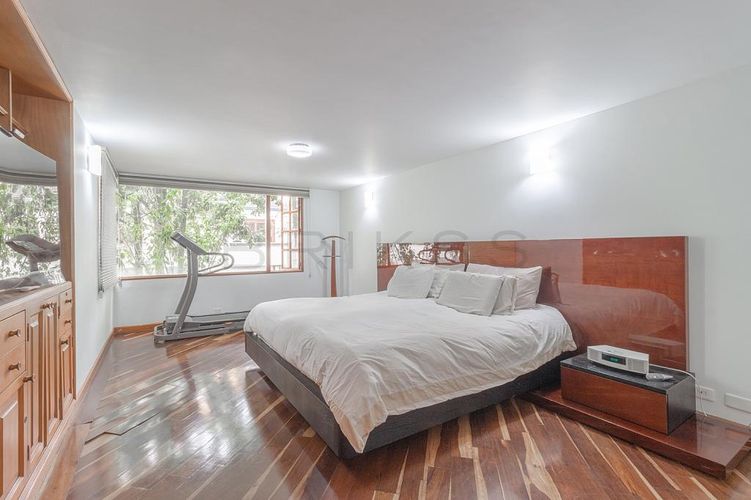 Casa de 4 alcobas en venta en Sotileza, Bogotá, 265 m² · foto 9 de 24