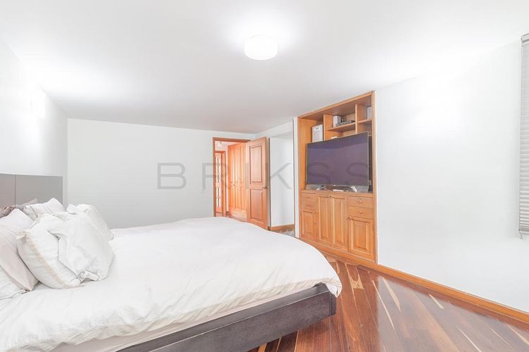 Casa de 4 alcobas en venta en Sotileza, Bogotá, 265 m² · foto 10 de 24