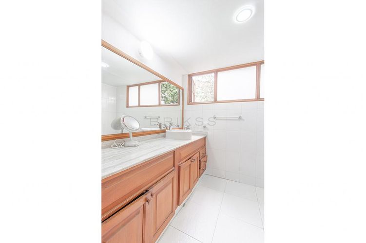 Casa de 4 alcobas en venta en Sotileza, Bogotá, 265 m² · foto 13 de 24