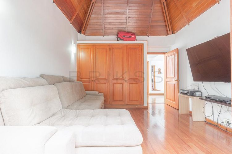 Casa de 4 alcobas en venta en Sotileza, Bogotá, 265 m² · foto 21 de 24