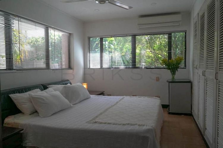 Casa de 4 alcobas en venta en Ub. Bavaria, Girardot, 325 m² · foto 13 de 24
