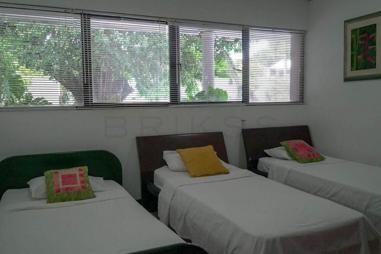 Casa de 4 alcobas en venta en Ub. Bavaria, Girardot, 325 m² · foto 14 de 24