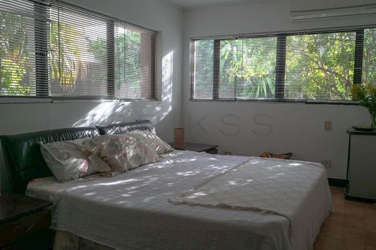 Casa de 4 alcobas en venta en Ub. Bavaria, Girardot, 325 m² · foto 15 de 24