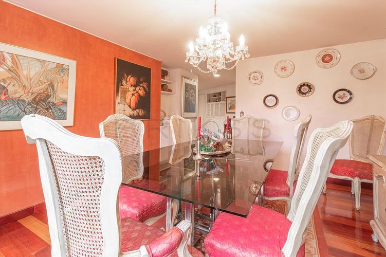 Apartamento en venta en Los Rosales, Bogotá · foto 3 de 16