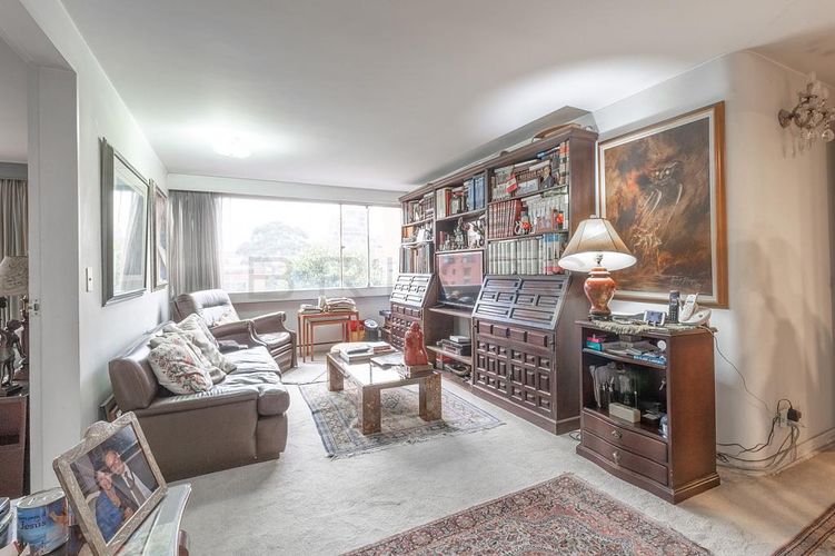 Apartamento en venta en Los Rosales, Bogotá · foto 8 de 16