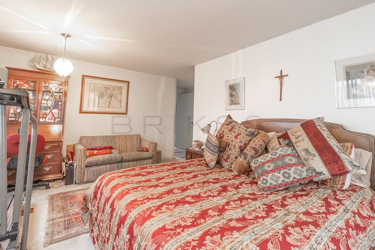 Apartamento en venta en Los Rosales, Bogotá · foto 10 de 16