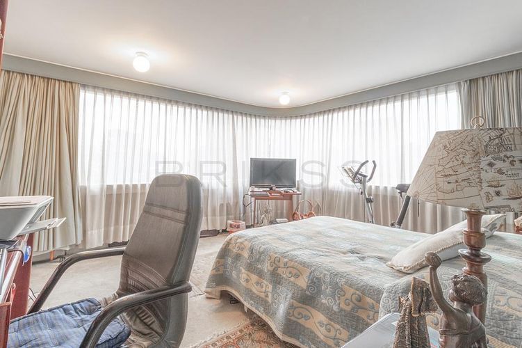 Apartamento en venta en Los Rosales, Bogotá · foto 11 de 16