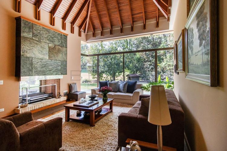 Casa de 4 alcobas en venta en Aposentos, Sopó, 450 m² · foto 2 de 24
