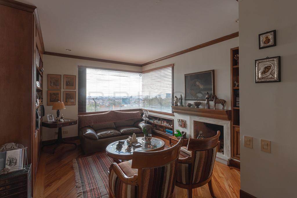 Apartamento en venta en Santa Ana Oriental, Bogotá · foto 2 de 20