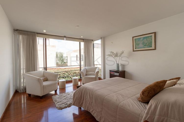 Casa de 3 alcobas en venta en Casa Blanca, Bogotá, 225 m² · foto 10 de 24