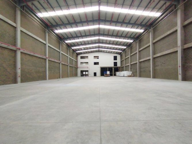Bodega en arriendo en Zona Franca, Rionegro, 2117 m² · foto 12 de 24