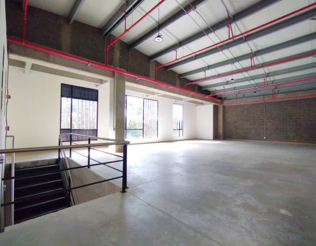 Bodega en arriendo en Zona Franca, Rionegro, 2117 m² · foto 20 de 24