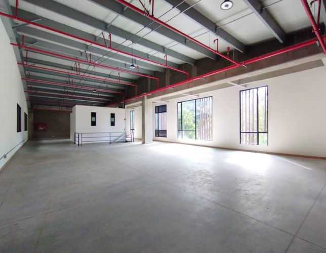 Bodega en arriendo en Zona Franca, Rionegro, 2117 m² · foto 21 de 24