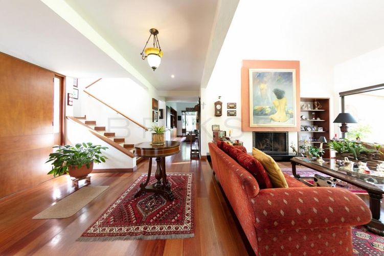 Casa de 3 alcobas en venta en Casa Blanca, Bogotá, 320 m² · foto 2 de 24