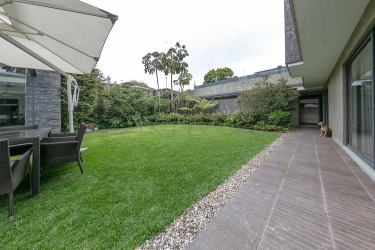 Casa de 4 alcobas en venta en Santa Ana Oriental, Bogotá, 650 m² · foto 3 de 24