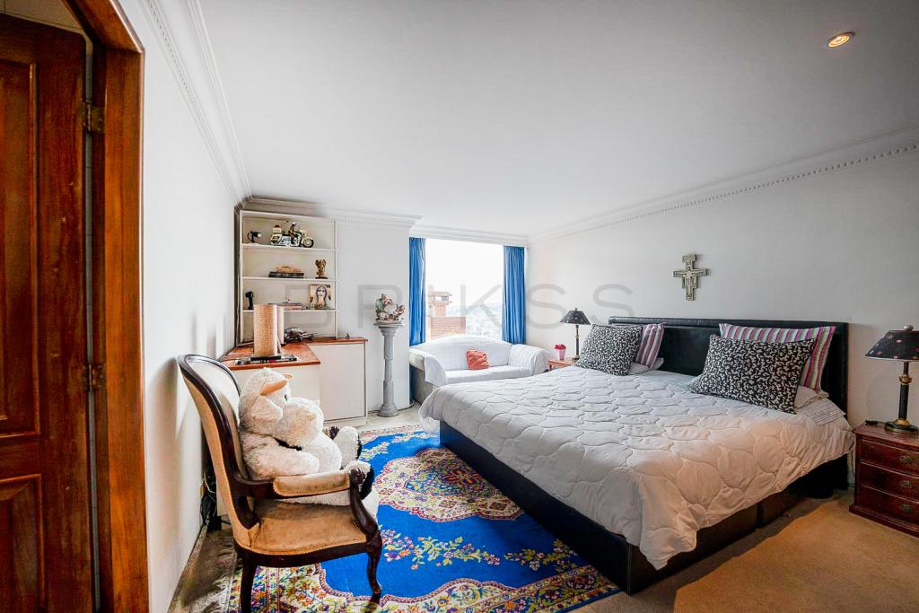Apartamento en venta en El Refugio, Bogotá · foto 6 de 24