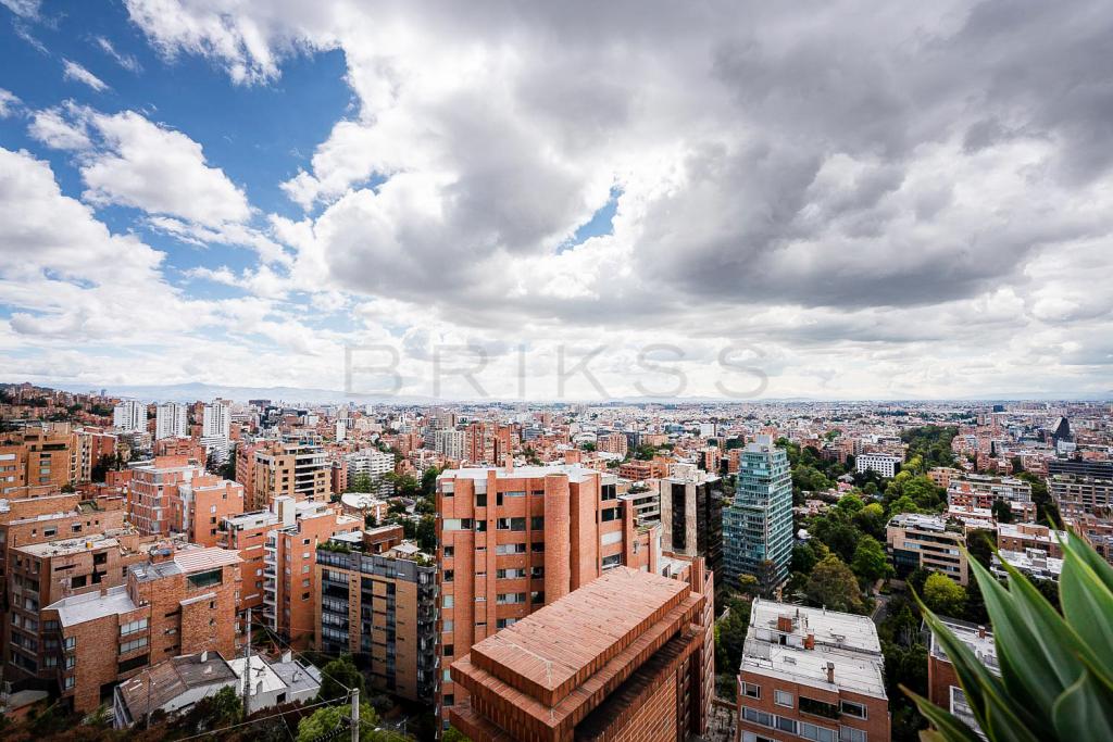 Apartamento en venta en El Refugio, Bogotá · foto 13 de 24