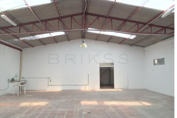 Bodega en venta en Ub Cataluña, Chía, 448 m² · foto 3 de 8
