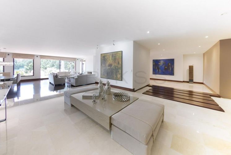 Apartamento de 4 alcobas en venta en Usaquen, Bogotá, 606 m² · foto 2 de 13