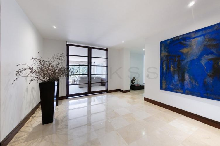 Apartamento de 4 alcobas en venta en Usaquen, Bogotá, 606 m² · foto 4 de 13