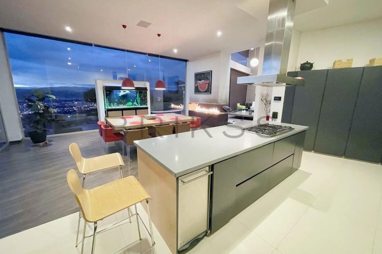 Casa de 4 alcobas en venta en Yerbabuena, Chía, 450 m² · foto 8 de 15