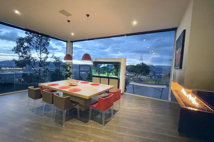 Casa de 4 alcobas en venta en Yerbabuena, Chía, 450 m² · foto 9 de 15
