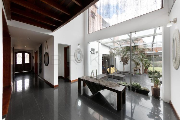 Casa de 5 alcobas en venta en Centro, La Calera, 553 m² · foto 6 de 24