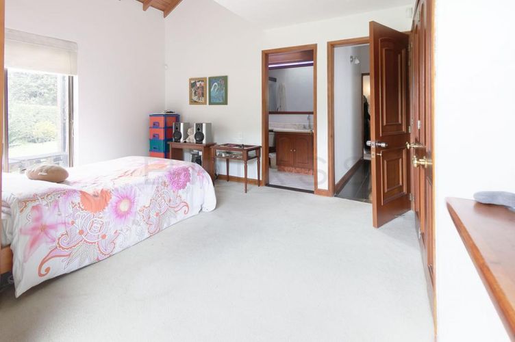 Casa de 5 alcobas en venta en Centro, La Calera, 553 m² · foto 16 de 24