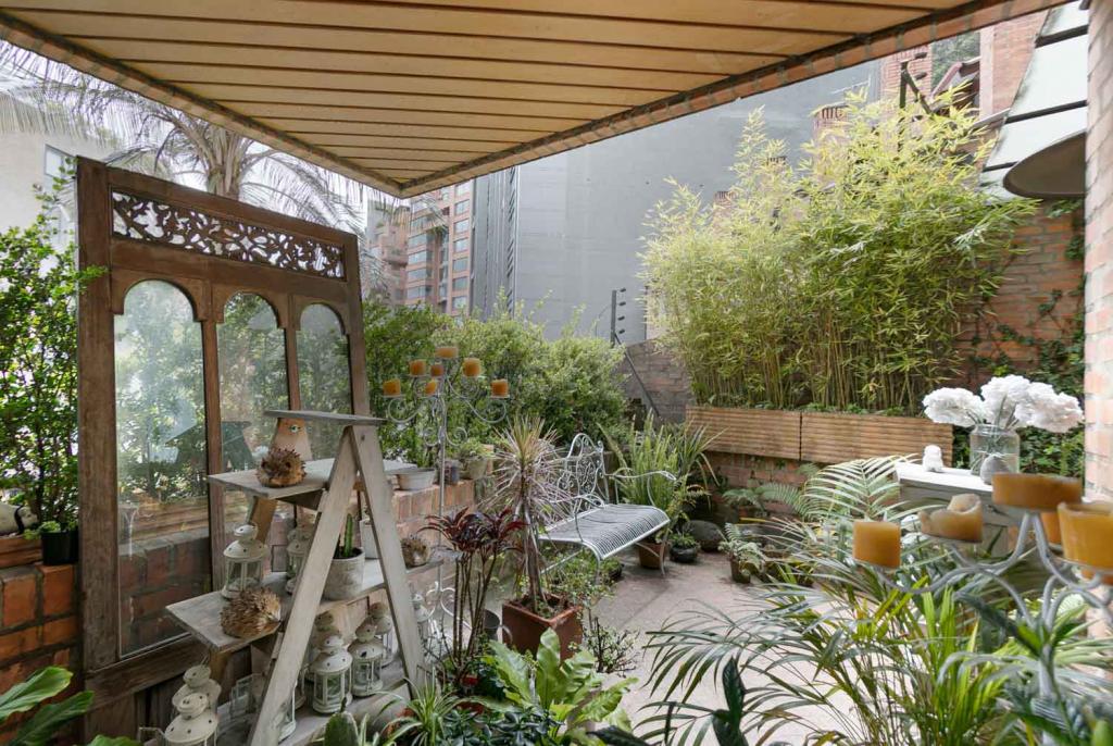 Apartamento en venta en Los Rosales, Bogotá · foto 4 de 18