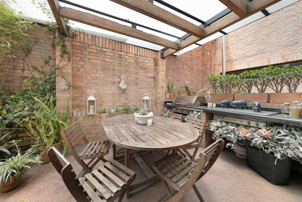 Apartamento en venta en Los Rosales, Bogotá · foto 6 de 18