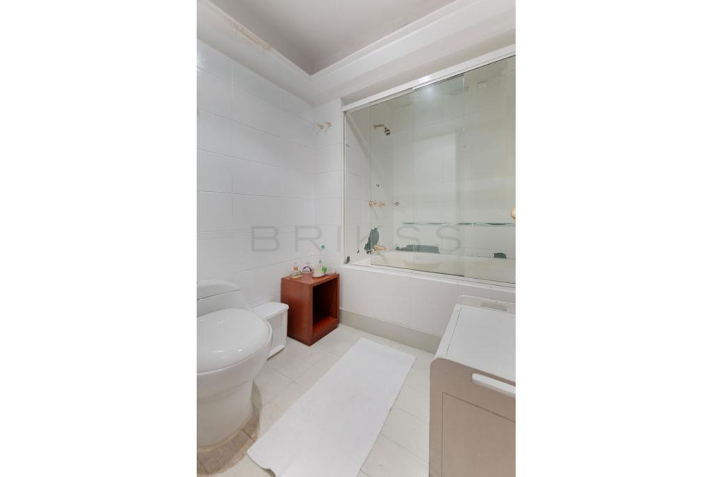 Apartamento en venta en Los Rosales, Bogotá · foto 14 de 18