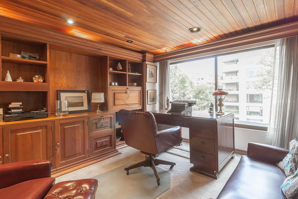 Apartamento en venta en Chico Norte, Bogotá · foto 3 de 23