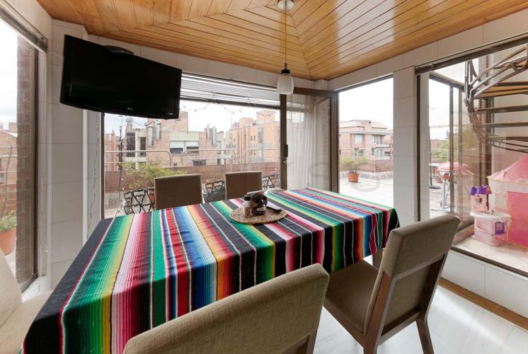 Apartamento en venta en La Carolina, Bogotá · foto 6 de 24