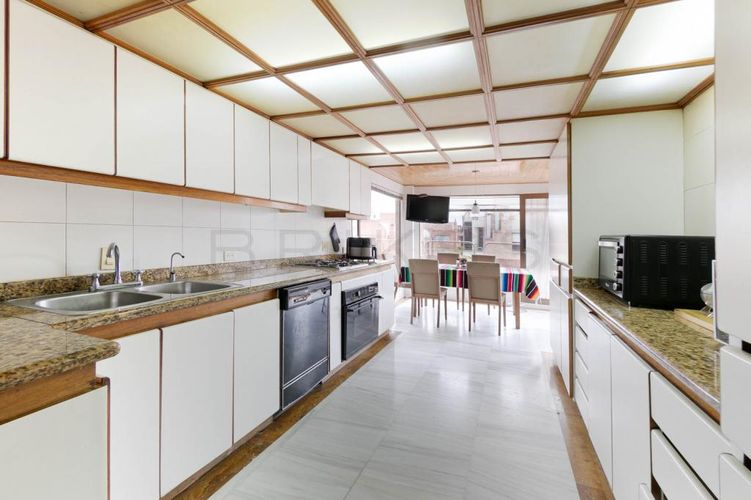 Apartamento en venta en La Carolina, Bogotá · foto 10 de 24
